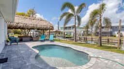 Lemon Bay Getaway - Image 3