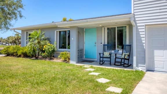 Lemon Bay Getaway - Image 2