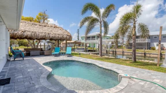 Lemon Bay Getaway - Image 3